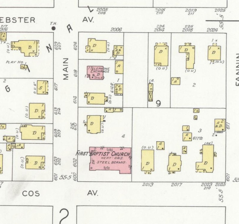 1938 map showing the brick First Baptist Church at Main and Cos